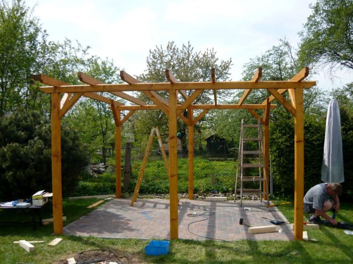 Zahradní pergola 350x370