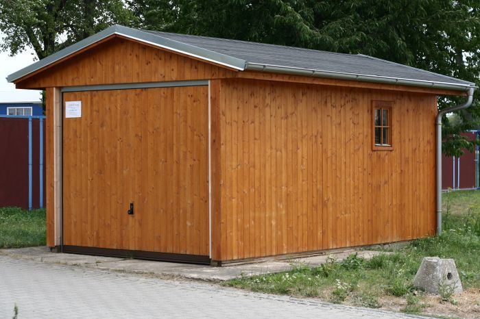 Dřevěná garáž 3x5 m